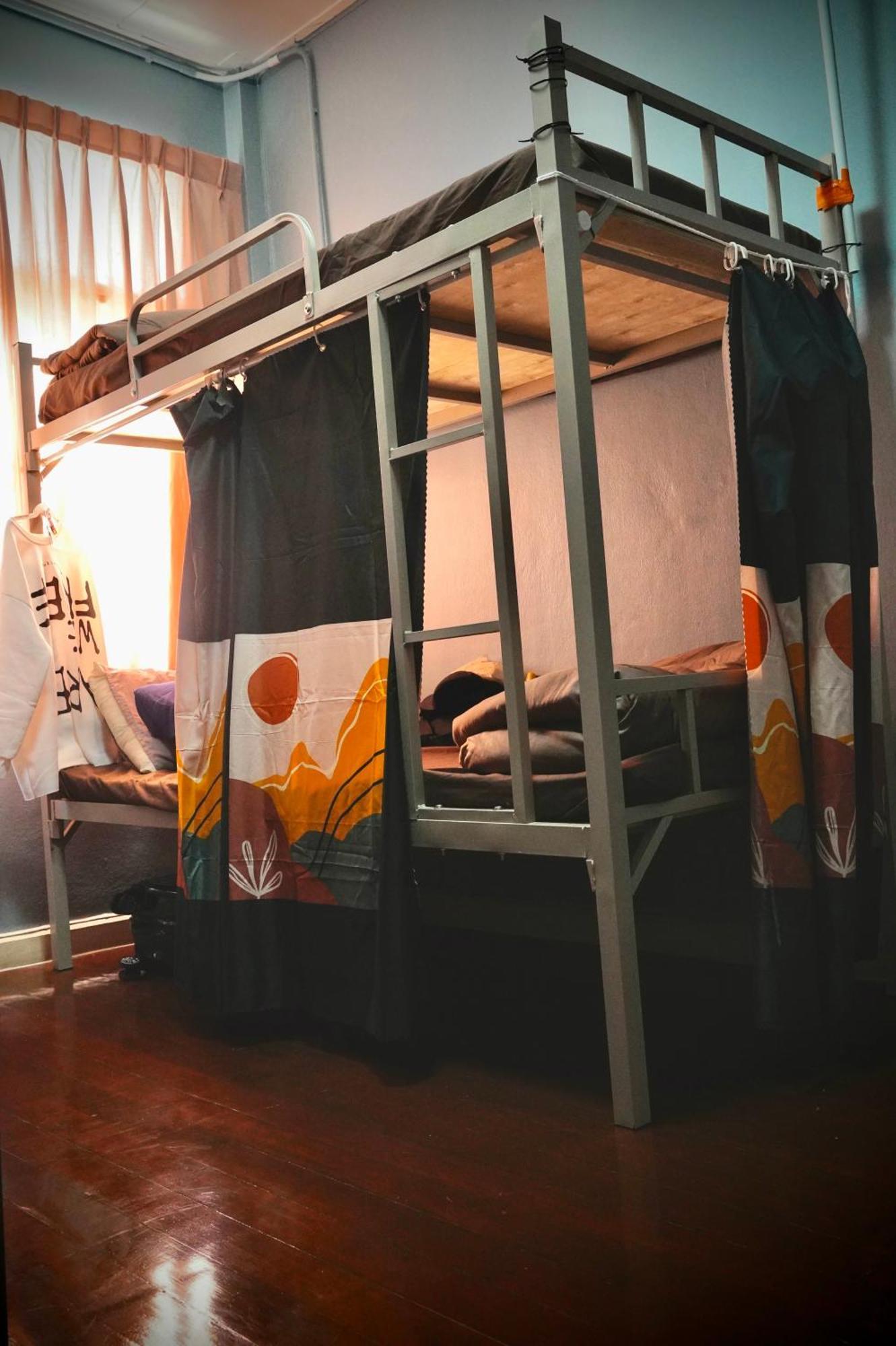 Sura Hostel Bangkok Near Mrt Phra Ram 9 Exterior foto