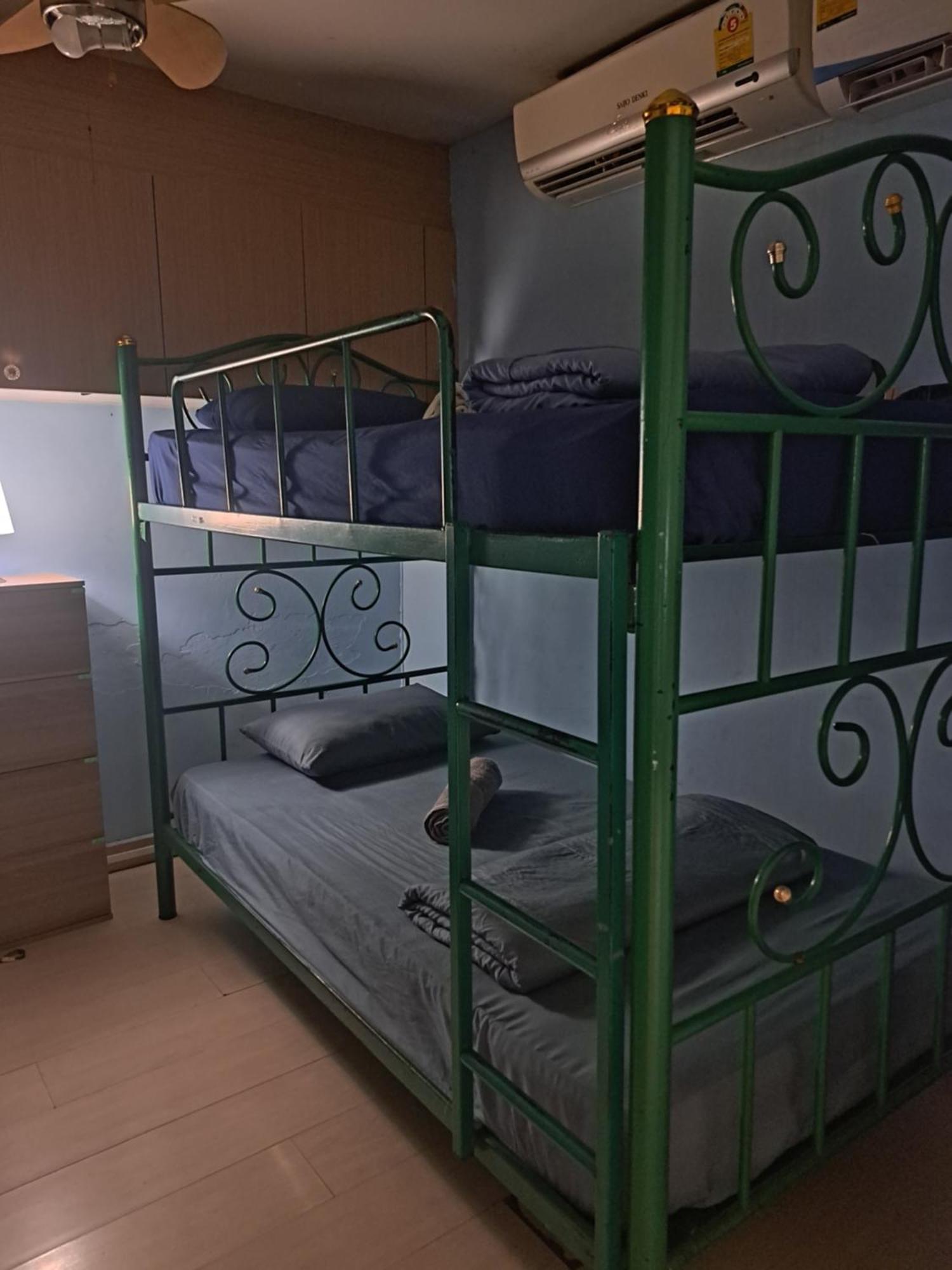 Sura Hostel Bangkok Near Mrt Phra Ram 9 Exterior foto